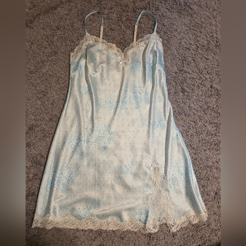 Victoria Secret Blue Lace Trim Nightgown